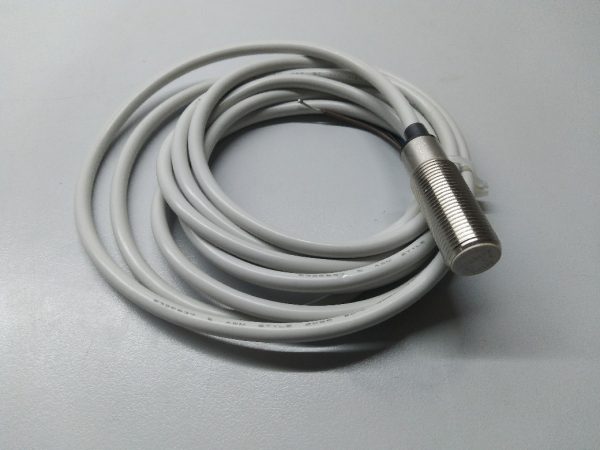 IS-12-B1-03 indc. 12mm (SI12-C2 PNP NO S)